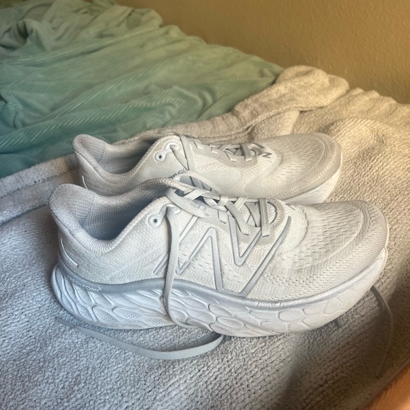 New Balance Fresh Foam X Women’s Size 9.5 - Picture 4 of 7